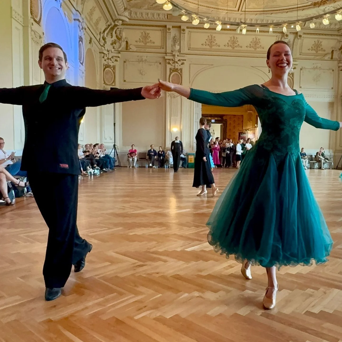 Tanzpaar Mara & Arno auf einem Turnier in der historischen Stadthalle Wuppertal.