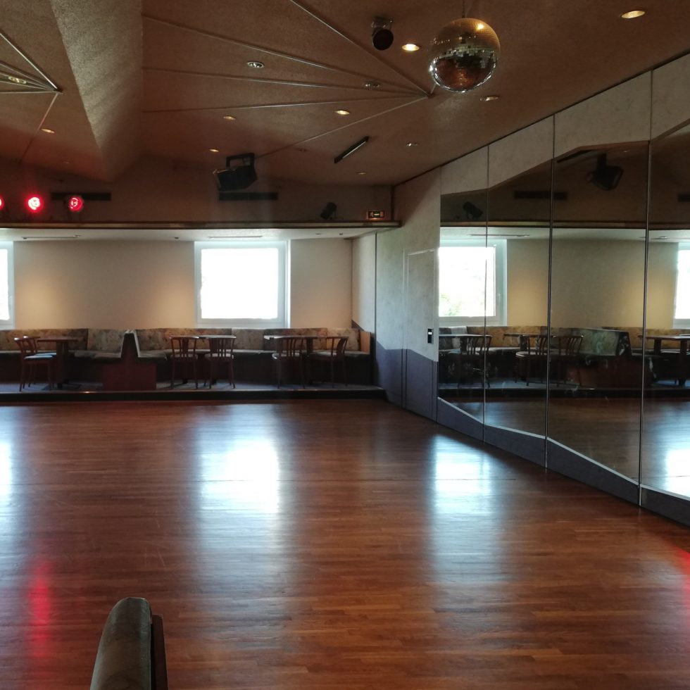 Tanzzentrum-Agne-Krauss-Innenansicht-Saal Tanzzentrum-Agne-Krauss-Innenansicht-Saal